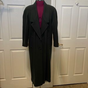 Woman’s long vintage wool dress coat solid black button up front by Billie.